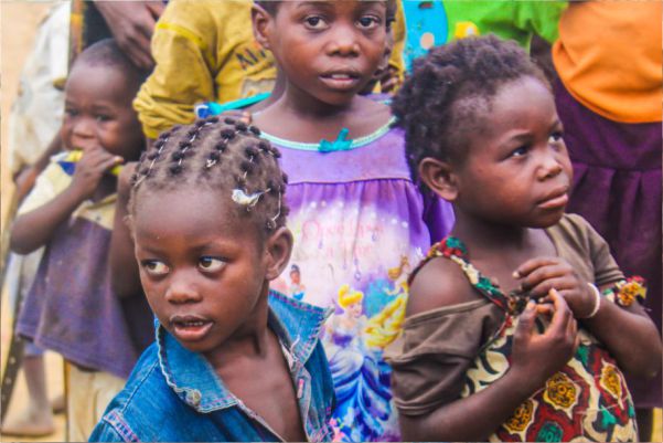 Crianças Africanas Projeto PAI